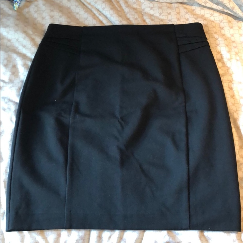Express business professional skirt in black!